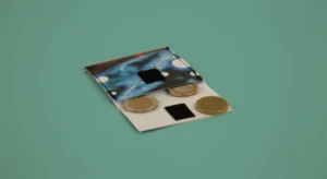 Eco design : valorisation des b&acirc;ches pub en accessoires design